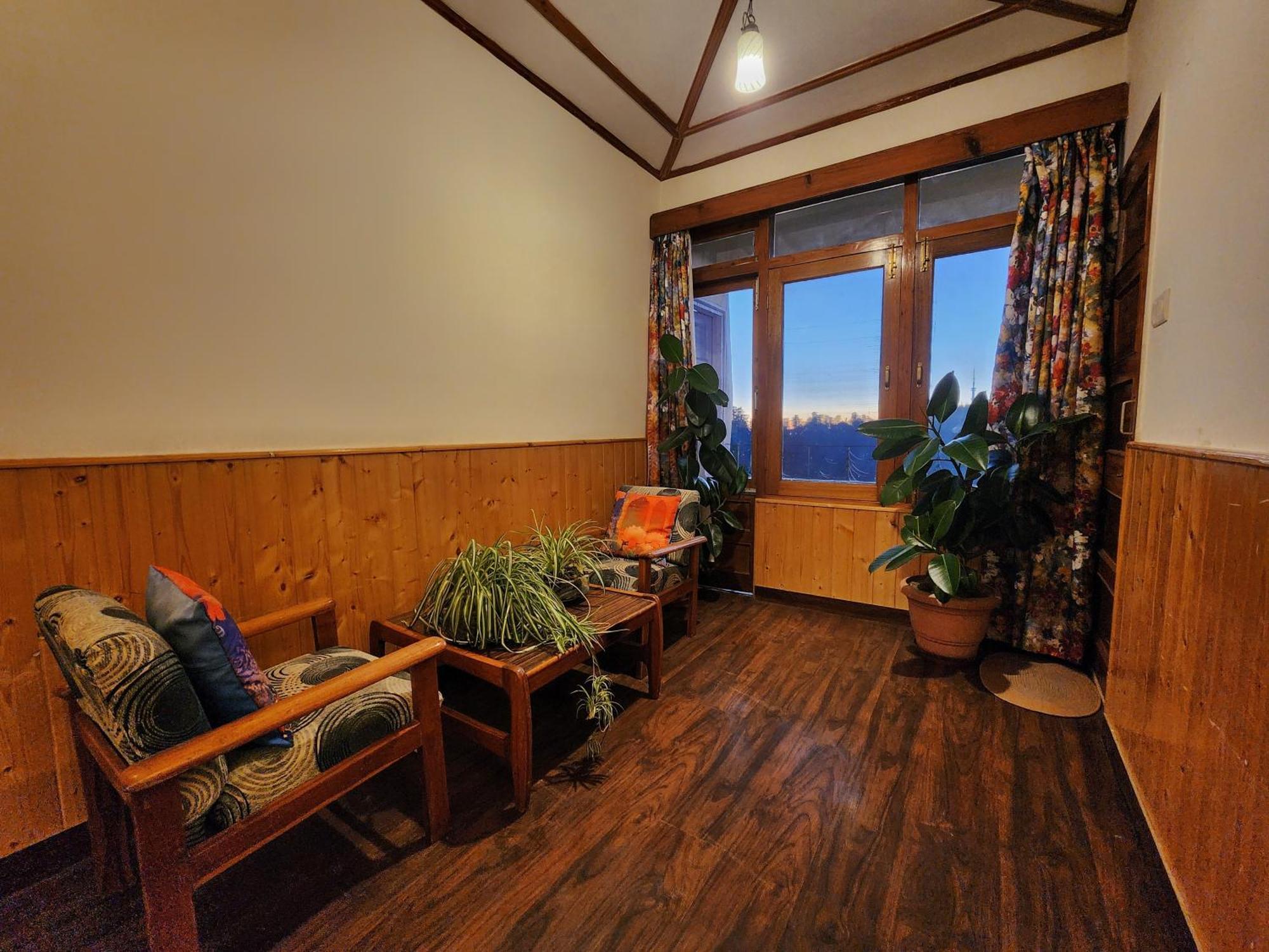 Hotel Pineview 西姆拉 外观 照片